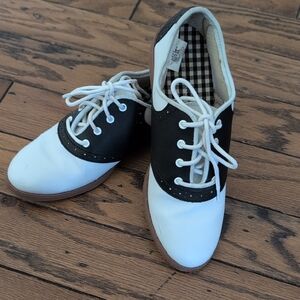 Predictions Black And White Lace Up Oxford